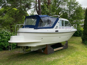 Bella 702