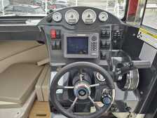Quicksilver 755 Pilothouse