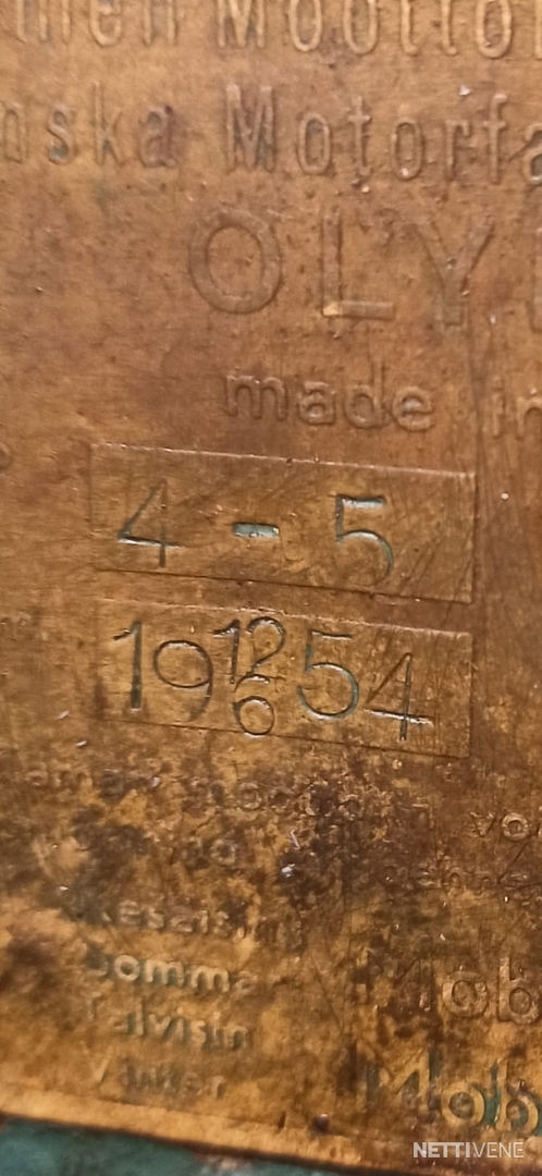 6 / 9