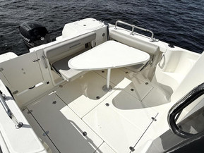 Quicksilver Captur 675 Pilothouse