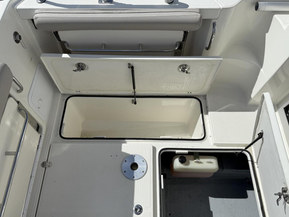Quicksilver Captur 675 Pilothouse