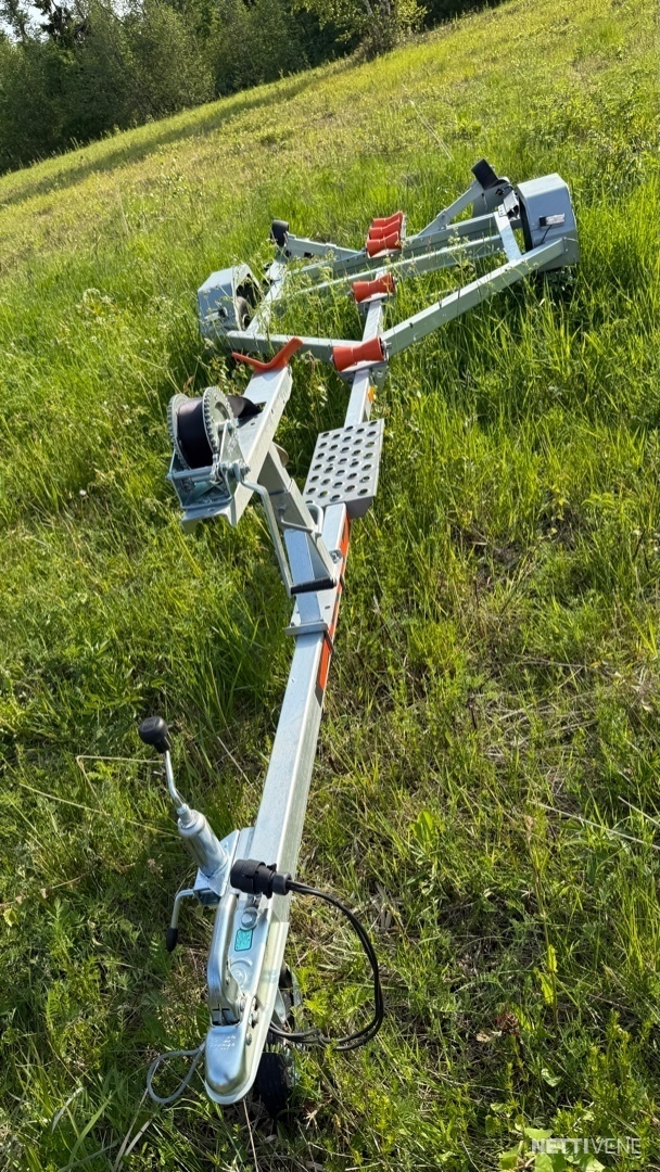 7 / 7