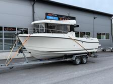 Quicksilver Captur 675 Pilothouse