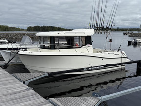 Quicksilver Captur 675 Pilothouse