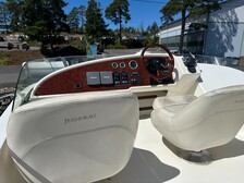 Jeanneau 
