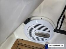 Rinker 342 Fiesta Vee