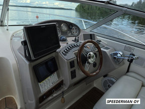 Rinker 342 Fiesta Vee