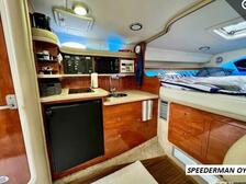 Rinker 342 Fiesta Vee
