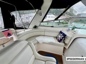 Rinker 342 Fiesta Vee