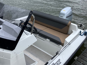 Silver Fox Avant 485