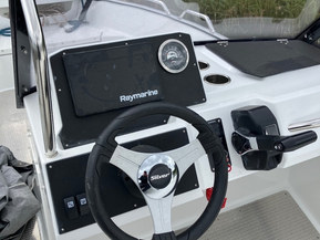 Silver Fox Avant 485