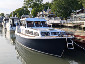 Whiteline 34