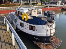 Whiteline 34