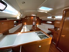 Beneteau Oceanis 37