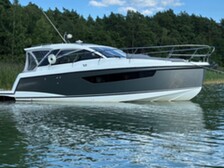 Sealine S330