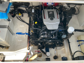 Sea Ray 255 Sundancer