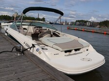 Sea Ray 