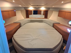 Sealine F34