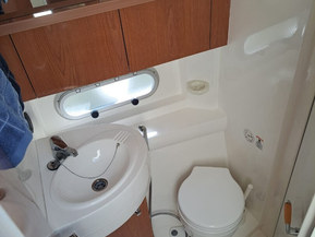 Sealine F34