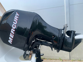 Quicksilver 540 Cabin Cruiser