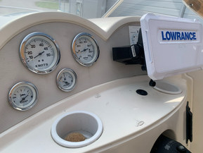 Quicksilver 540 Cabin Cruiser