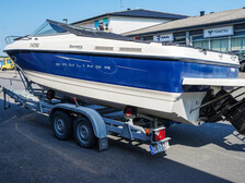 Bayliner 