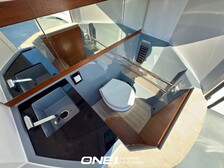 Axopar 28 Cabin