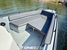 Axopar 28 Cabin