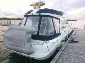 Sealine F33