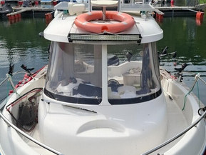 Quicksilver 580 Pilothouse