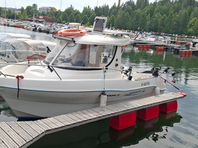 Quicksilver 580 Pilothouse