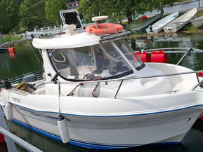 Quicksilver 580 Pilothouse
