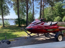 Yamaha GP 1800