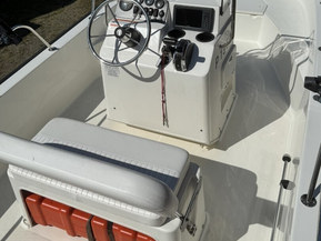 Boston Whaler 170 Montauk