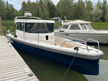 Axopar 28 Cabin