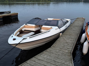 Bayliner Capri
