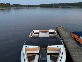 Bayliner Capri