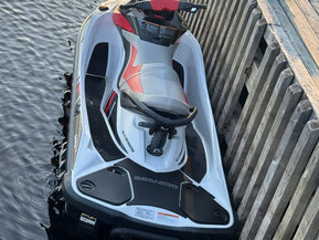 Sea-Doo Wake pro 230