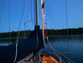 Hallberg-Rassy 352