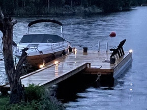 Sea Ray 215 Express Cruiser