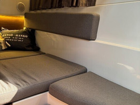 Jeanneau Merry Fisher 895