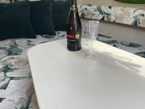 Sea Ray 215 Express Cruiser