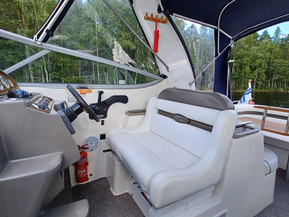 Rinker 280 EC