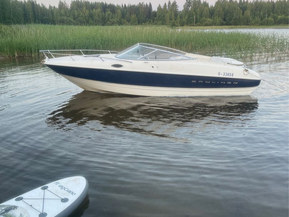 Bayliner 2352