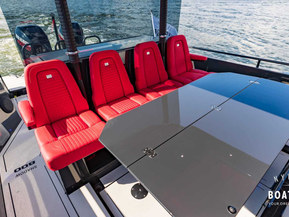 Axopar Brabus Shadow 800