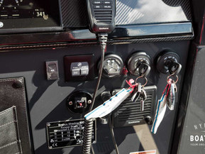 Axopar Brabus Shadow 800