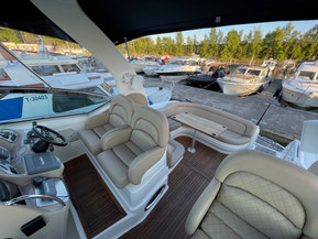 Sea Ray 375 Sundancer