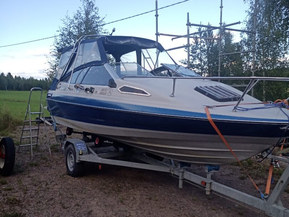 Bayliner 1952 Capri