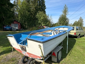 Lujitemuovivene 