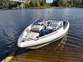 Bayliner 
